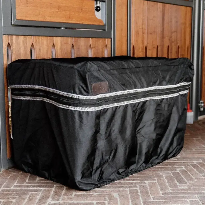 KENTUCKY_-_Sac_ecurie_Stanley_Box_Cover_Classic_noir_1_cbf66ca6-6585-4de3-a6bd-3de51873f276.webp