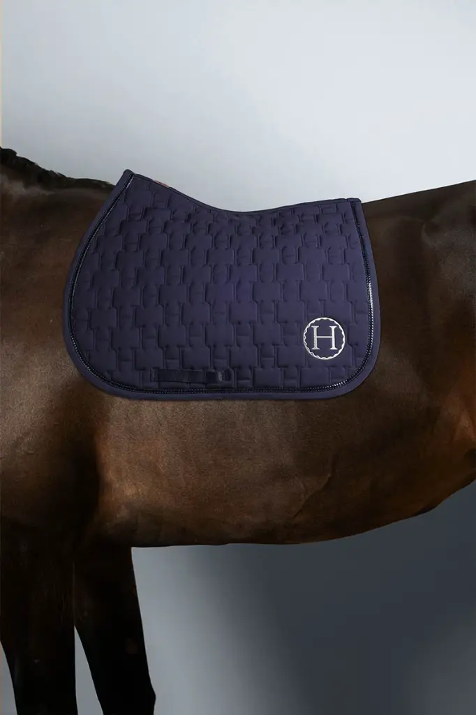 sirnali-tapis-de-selle (3).webp