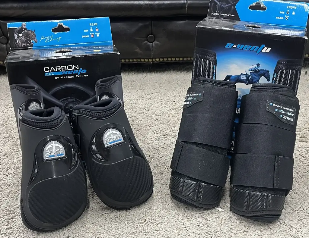 ENSEMBLE VEREDUS E-VENTO FRONT TAILLE M + CARBON GEL VENTO REAR NOIR TAILLE L