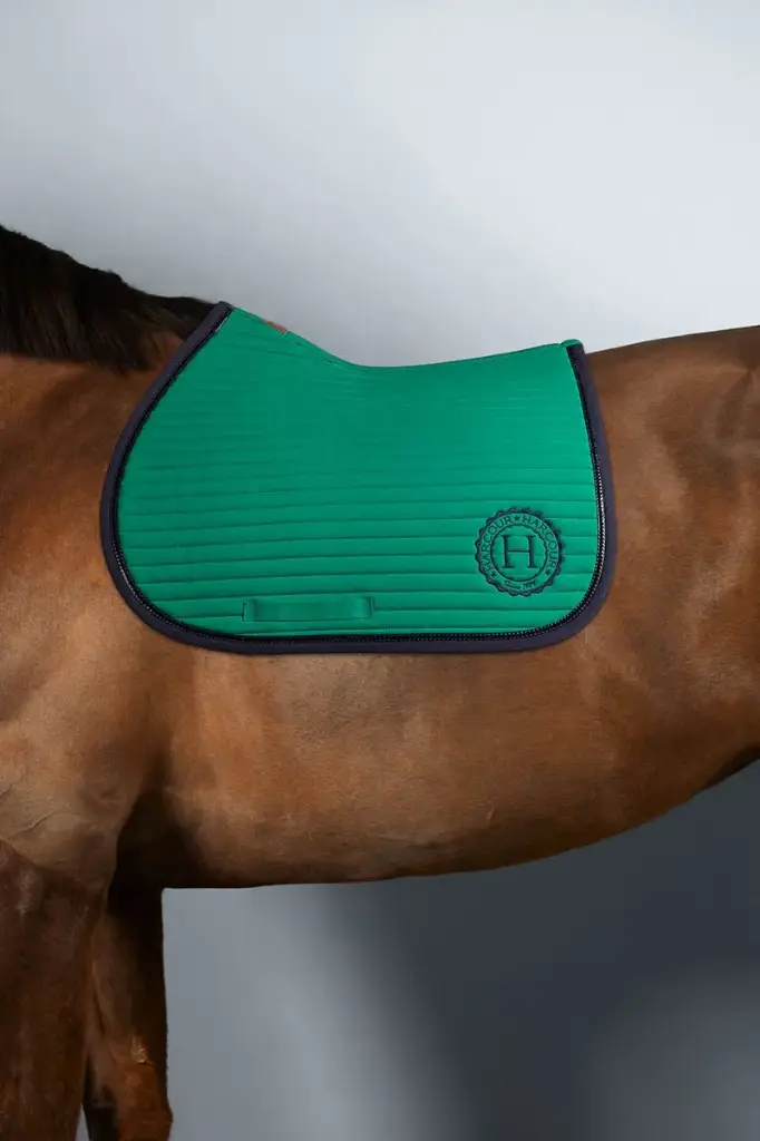 TAPIS DE SELLE KAREMBAR HARCOUR CSO EMERALD GREEN. UNIQUEMENT SUR NOTRE SITE INTERNET