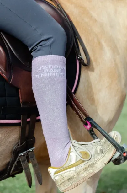 CHAUSSETTES PAILLETTES J’ARRIVE DANS 5 MINUTES LILAS - Equislay