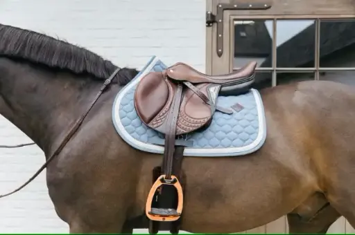 Tapis de selle Plaited Cord Jumping Kentucky.