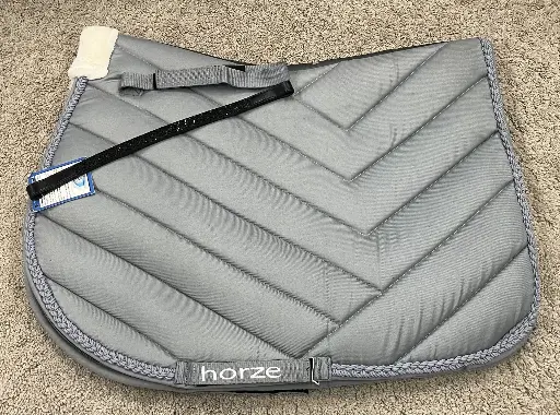 ENSEMBLE TAPIS DE SELLE HORZE VICTORIA + FRONTAL STRASS