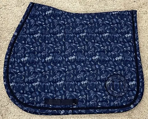 TAPIS DE SELLE SOLA JOUY CSO HARCOUR. UNIQUEMENT SUR NOTRE SITE INTERNET.